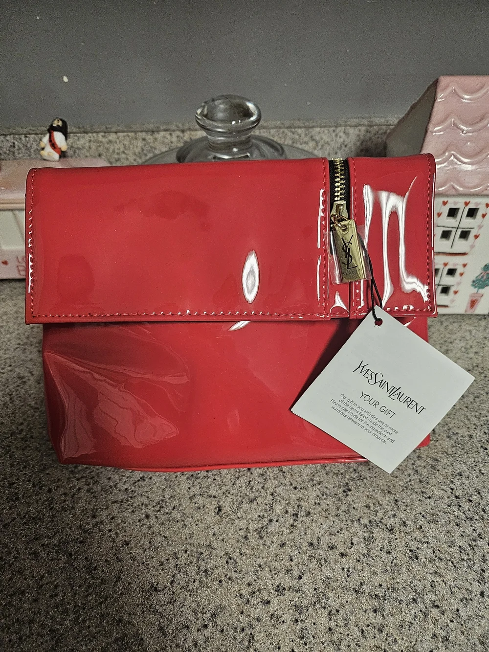 Yves Saint Laurent Pink Patent Leather Zip-Top Women's Clutch - Picture 1 of 13